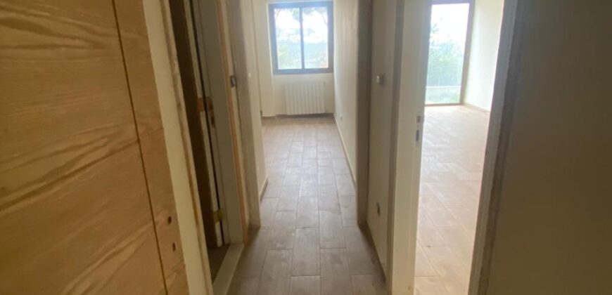 For Sale: Apartment in Monteverde-Metn