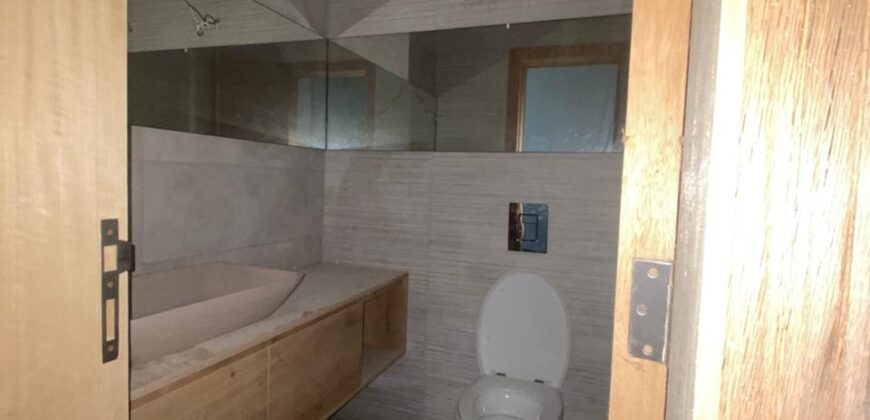 For Sale: Apartment in Monteverde-Metn