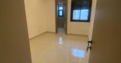 For Sale: Apartment in Ramlet El Bayda