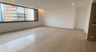 For Sale: Apartment in Ramlet El Bayda