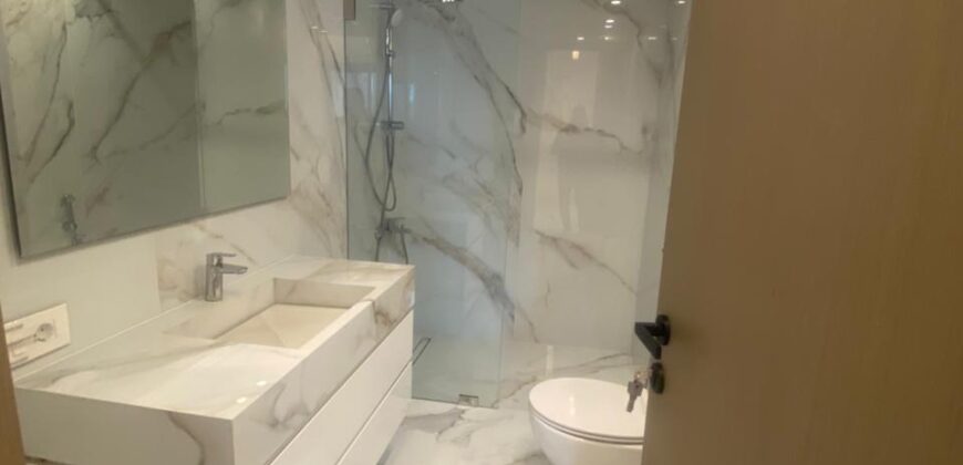 For Sale: Apartment in Ramlet El Bayda