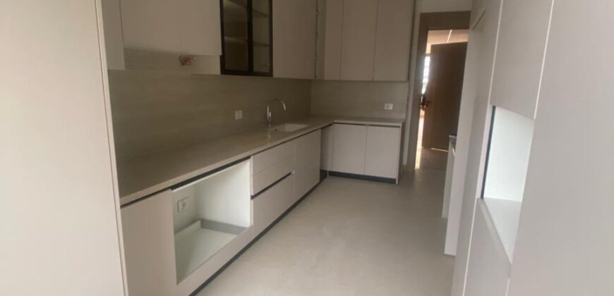 For Sale: Apartment in Ramlet El Bayda