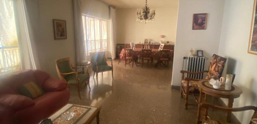 For Sale: Apartment in Ain El Remmeneh