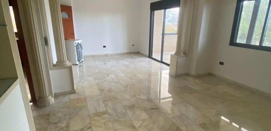 For Sale: Apartment in Dbayeh-Metn