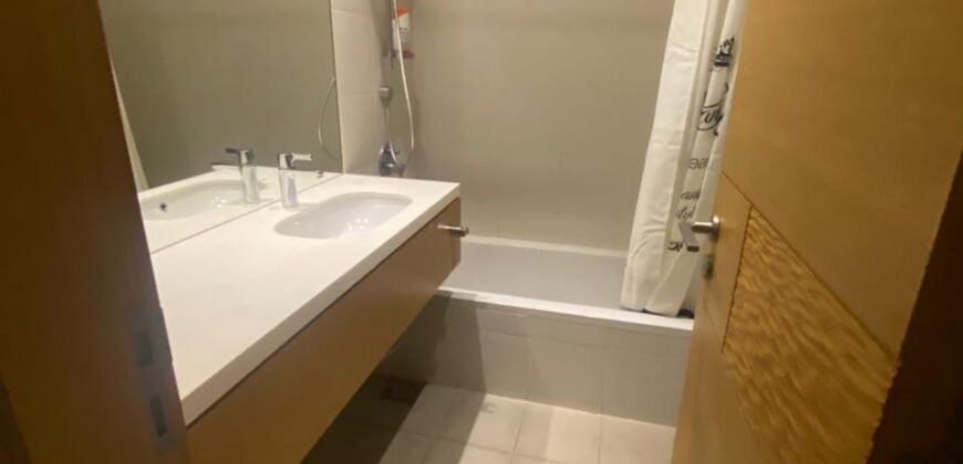 For Sale: Apartment in Waterfront Dbayeh