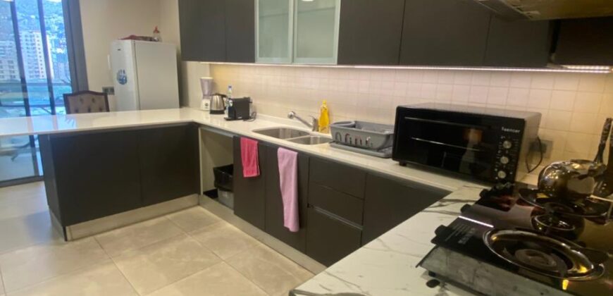 For Sale: Apartment in Waterfront Dbayeh