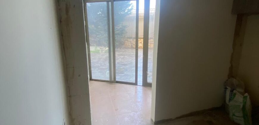 For Sale: Apartment in Dbayeh-Metn