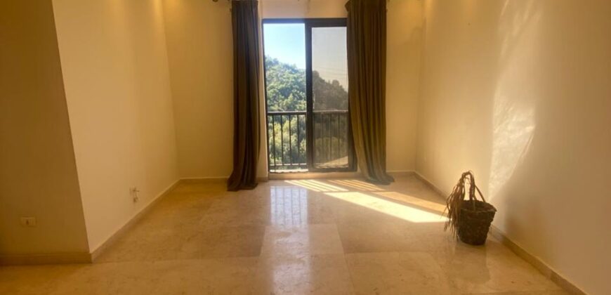 For Sale: Apartment in Dbayeh-Metn