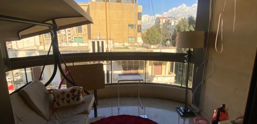 For Sale: Apartment in Ain El Remmeneh