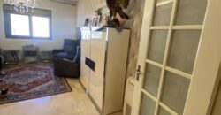 For Sale: Apartment in Ain El Remmeneh