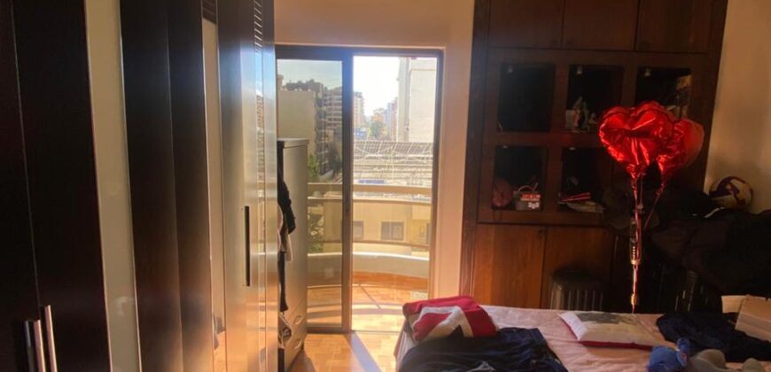 For Sale: Apartment in Ain El Remmeneh