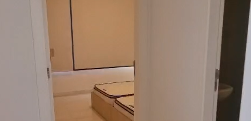 For Sale: Apartment in Achrafieh