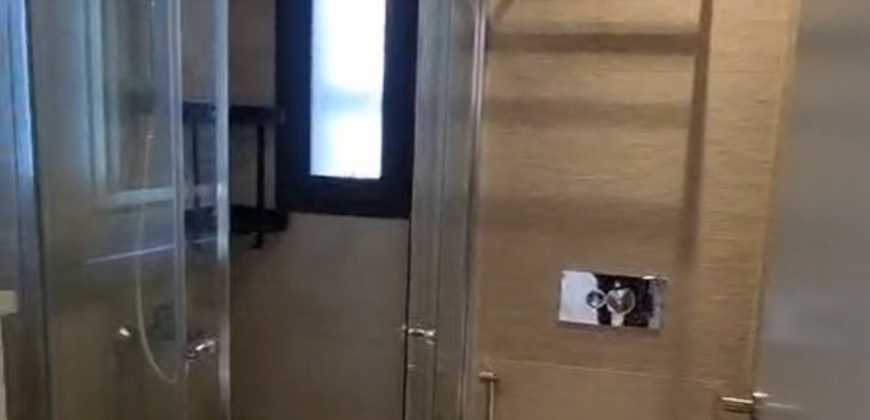 For Sale: Apartment in Achrafieh