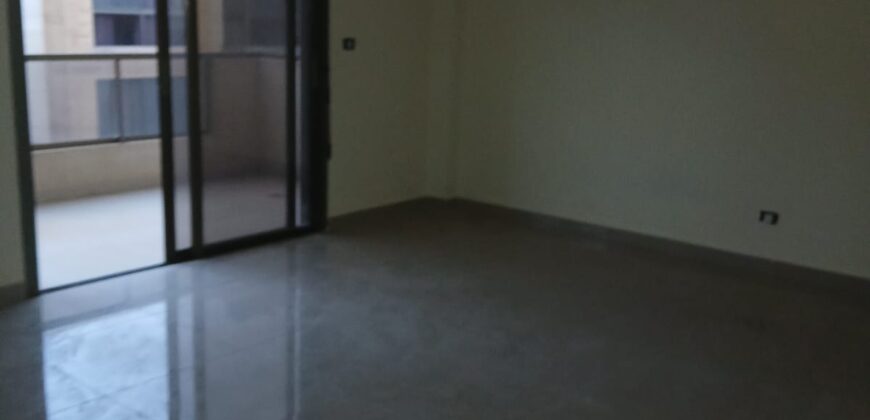 For Sale: Apartment in Biakout