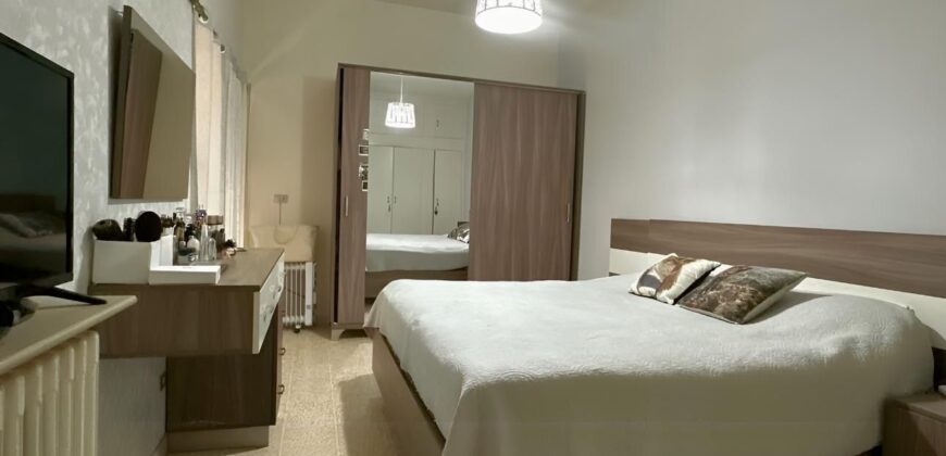 For Sale: Apartment in Mansourieh