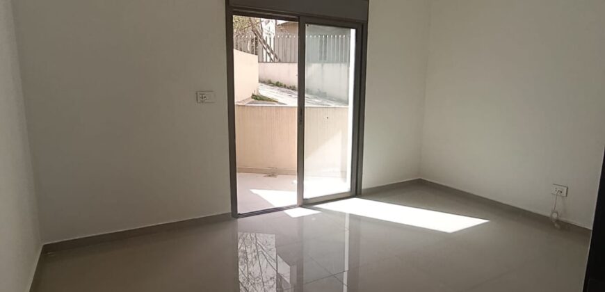 For Sale: Apartment in Bsalim