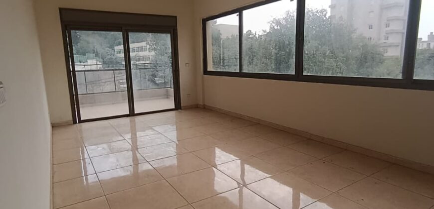 For Sale: Apartment in Jal El Dib