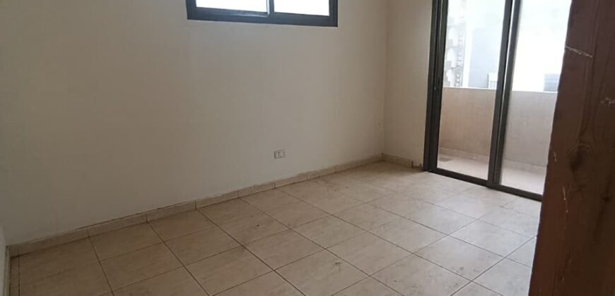 For Sale: Apartment in Jal El Dib