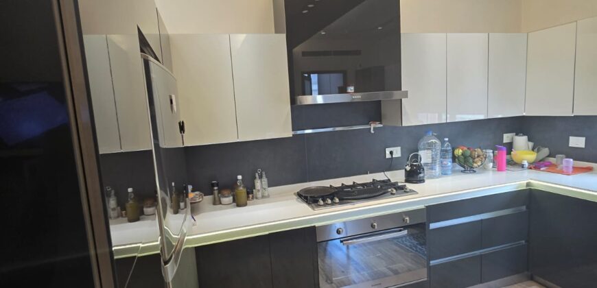 For Sale: Apartment in Jal El Dib