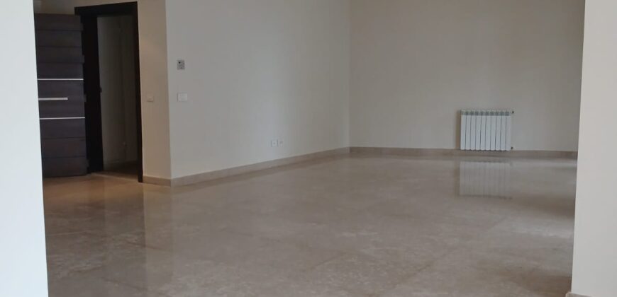 For Sale: Apartment in Beit Misk