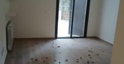 For Sale: Apartment in Beit Misk