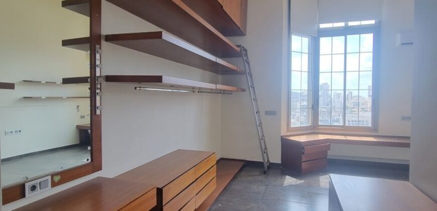 For Sale: Apartment in Hamra – Jeanne D’Arc