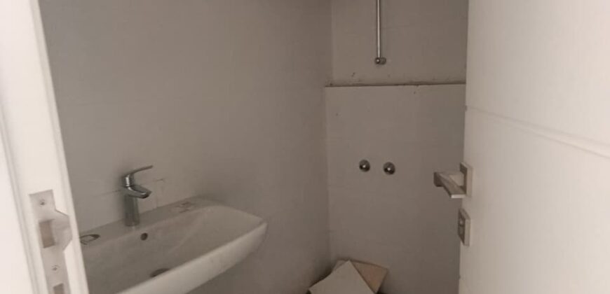 For Sale: Apartment in Beit Mery