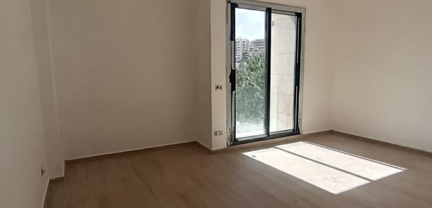 For Sale: Apartment in Monteverde