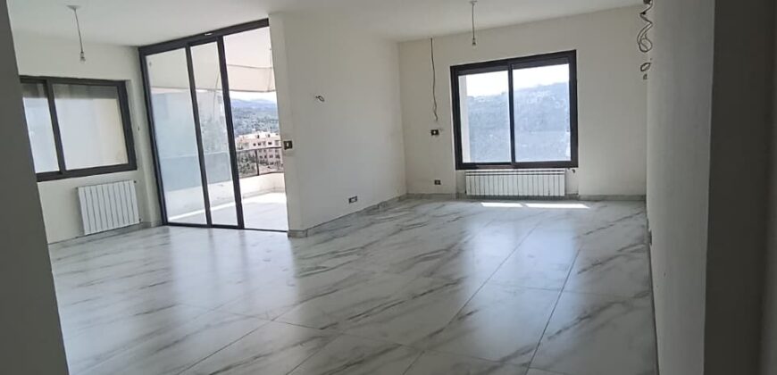 For Sale: Apartment in Monteverde