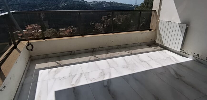 For Sale: Apartment in Monteverde