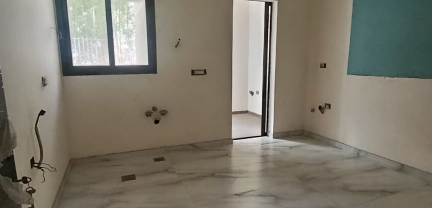For Sale: Apartment in Monteverde