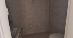 For Sale: Apartment in Monteverde