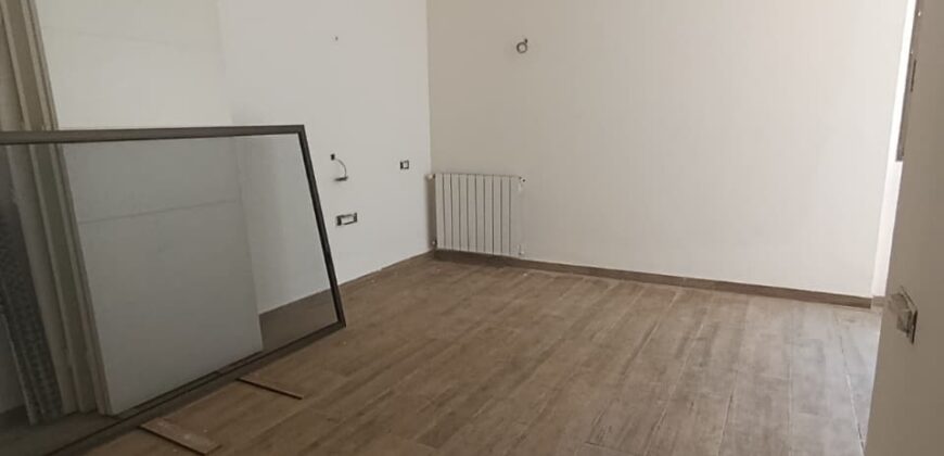 For Sale: Apartment in Monteverde