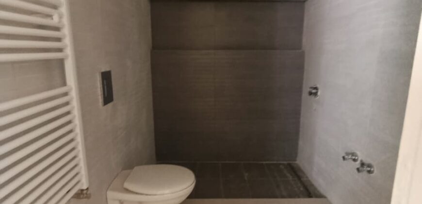 For Sale: Apartment in Monteverde