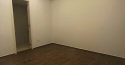 For Sale: Apartment in Ain Saade