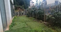 For Sale: Apartment in Ain Saade