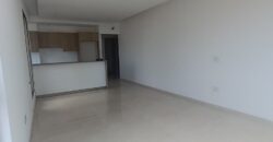 For Sale: Apartment in Ain Saade