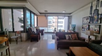 For Sale: Apartment in Hamra
