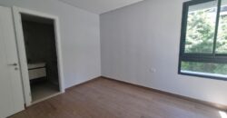 For Sale: Apartment in Carakas