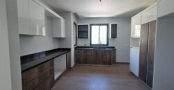 For Sale: Apartment in Carakas