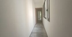 For Sale: Apartment in Ain Najem