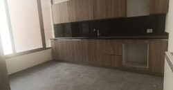 For Sale: Apartment in Ain Najem