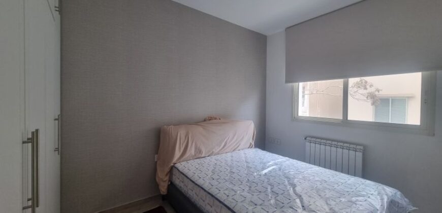 For Sale: Apartment in Achrafieh