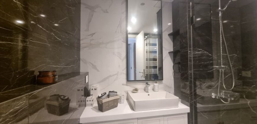 For Sale: Apartment in Achrafieh