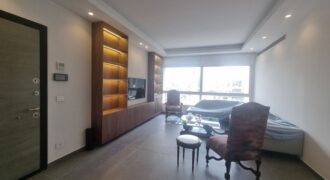 For Sale: Apartment in Achrafieh
