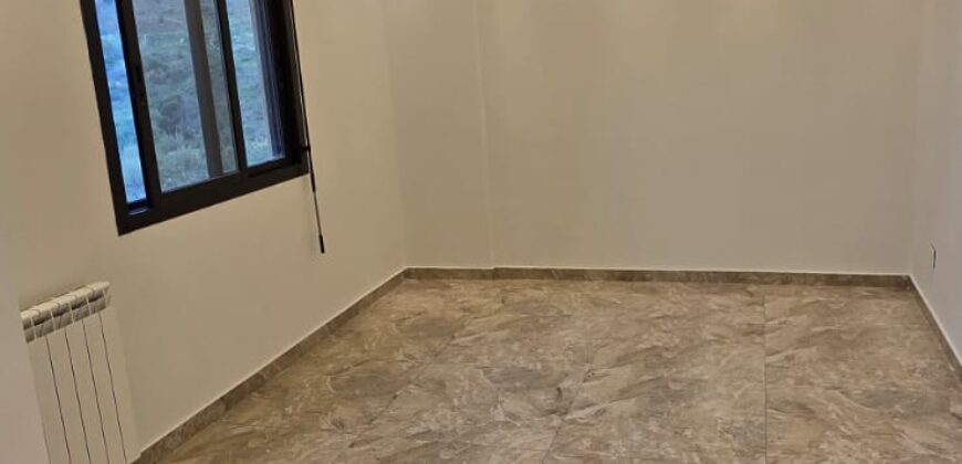 For Sale: Apartment in Fanar