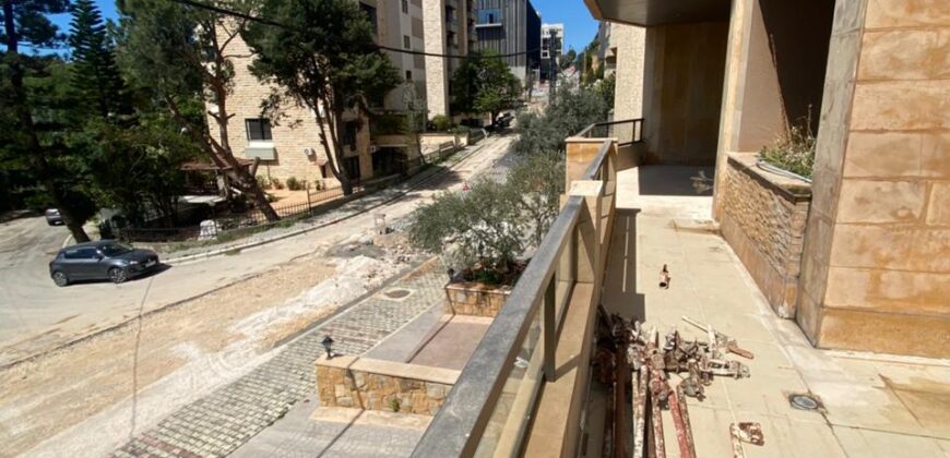 For Sale: Apartment in Naccache