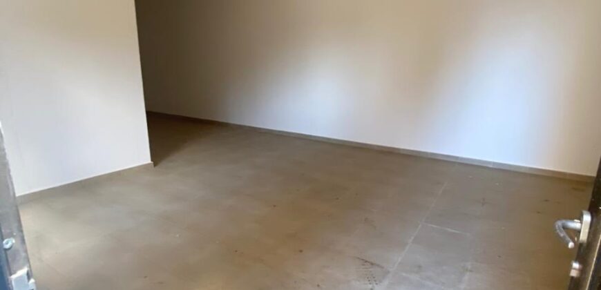 For Sale: Apartment in Naccache