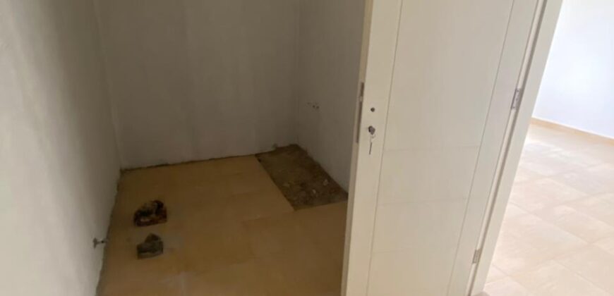 For Sale: Apartment in Naccache