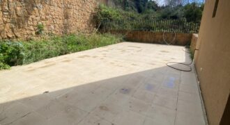 For Sale: Apartment in Naccache